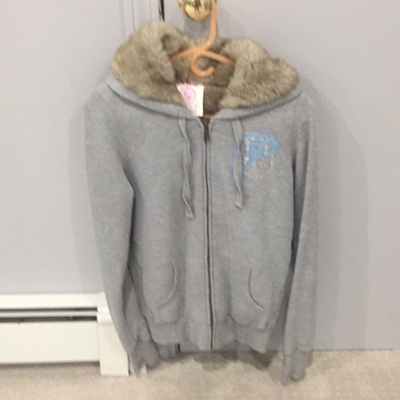 PINK Victoria's Secret Other - Pink faux fur lined sweatshirt